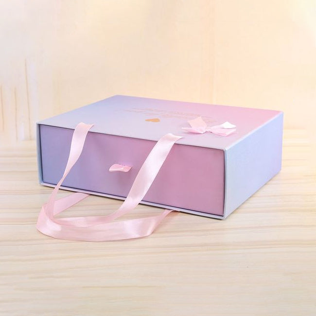 Holographic Foiling Boxes